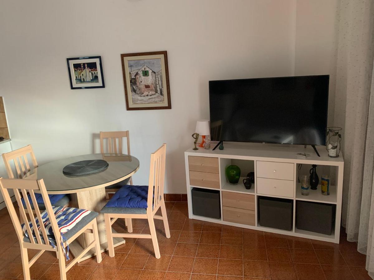 Apartments Natasa Пунат Экстерьер фото