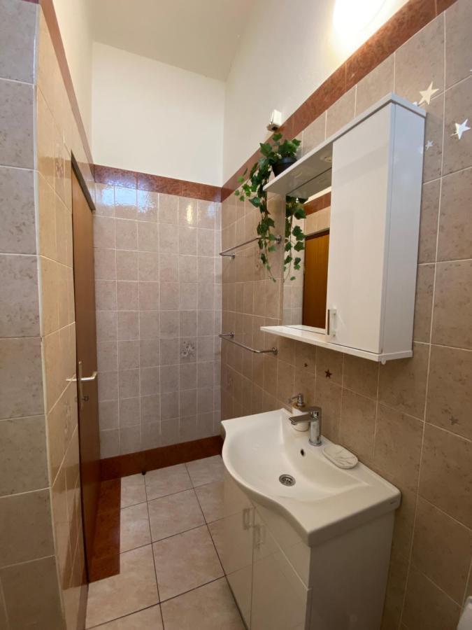 Apartments Natasa Пунат Экстерьер фото