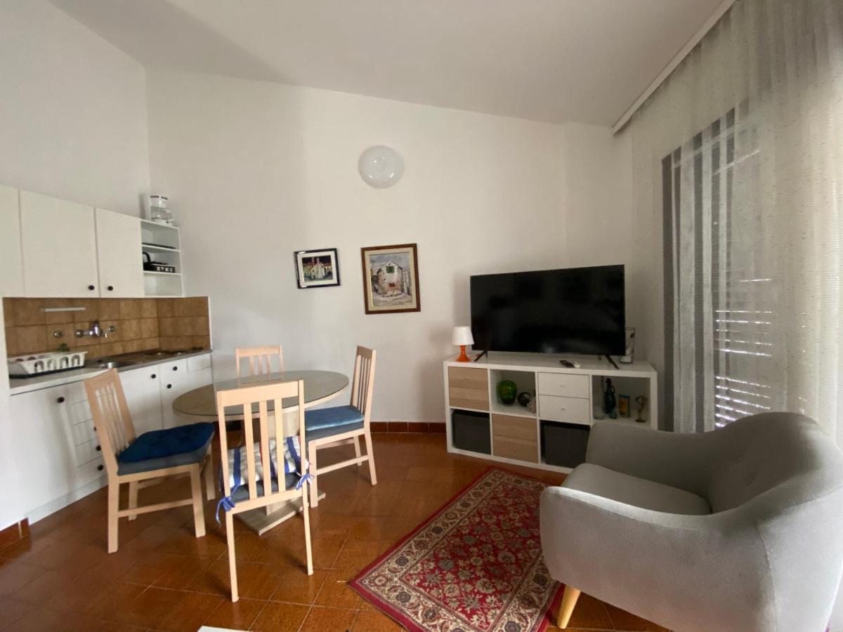 Apartments Natasa Пунат Экстерьер фото